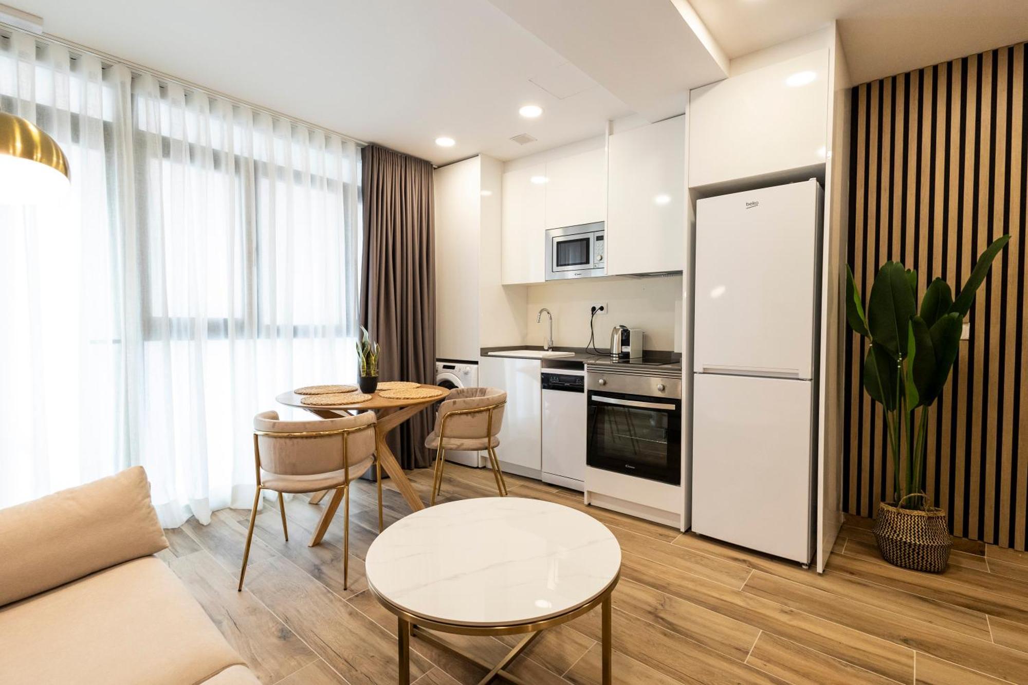 Cortes Suites By Concept Flats Valence Extérieur photo